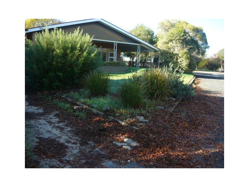 21 Barossa Valley Way, Tanunda SA 5352