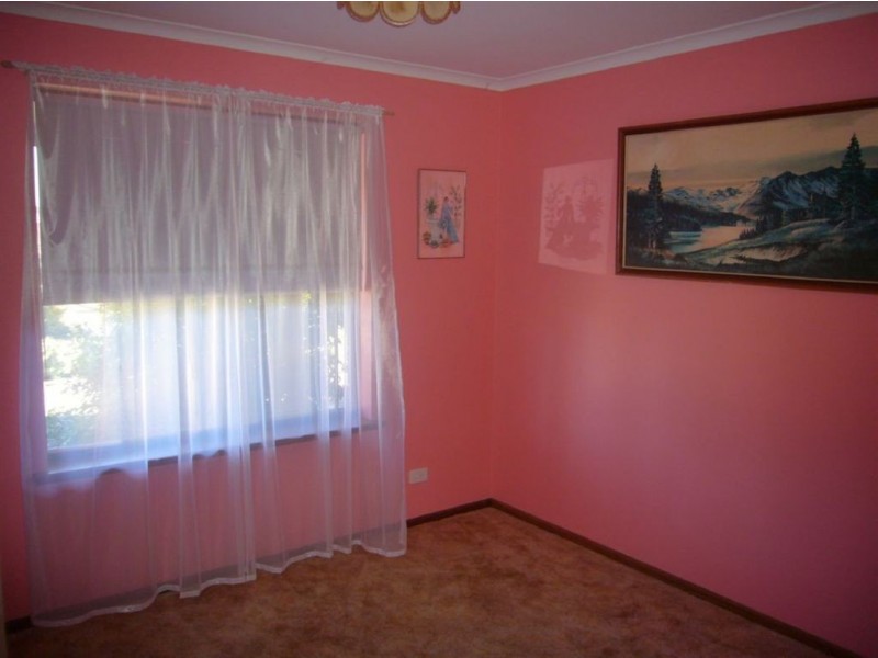 18 Flora Street, Greenock SA 5360