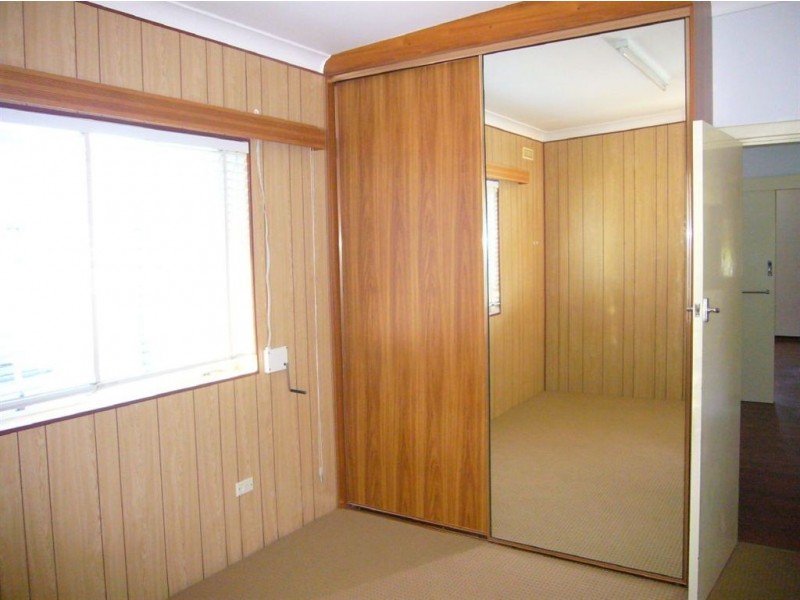 4 Pioneer Ave, Tanunda SA 5352