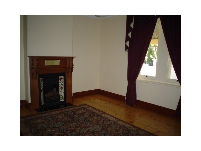 17 Barossa Valley Way, Tanunda SA 5352