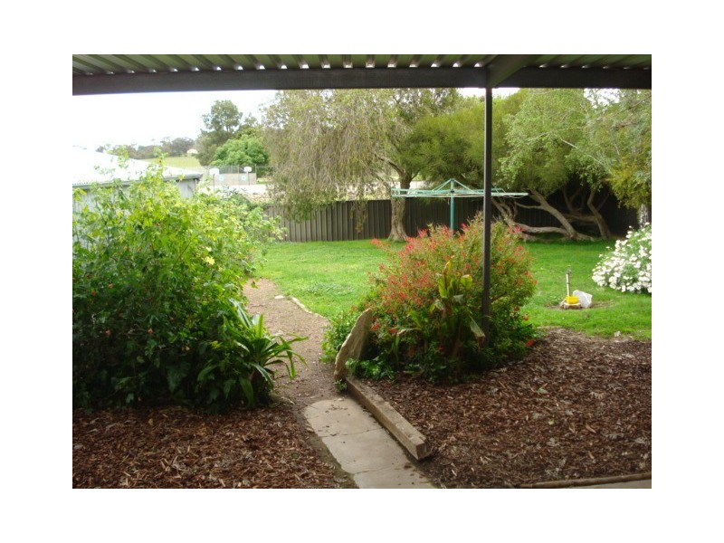 13 Gramp Avenue, Angaston SA 5353