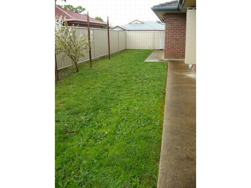 4 Ninnes Grove, Angaston SA 5353