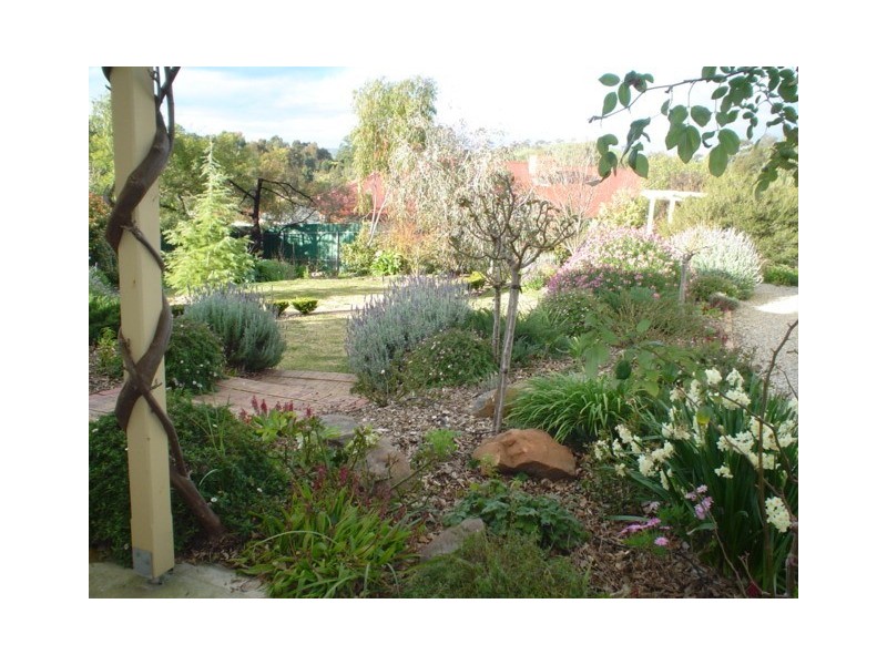 5 Bruce Rundle Drive, Williamstown SA 5351