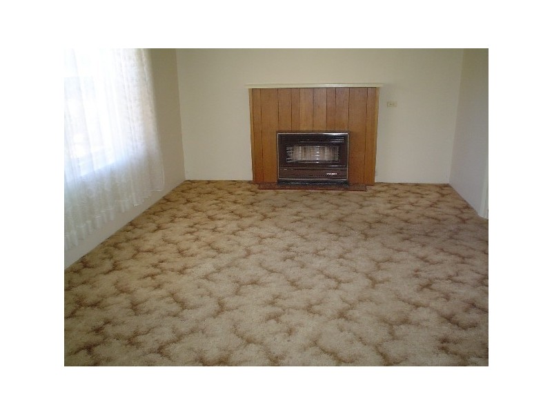 17 Cross Street, Angaston SA 5353