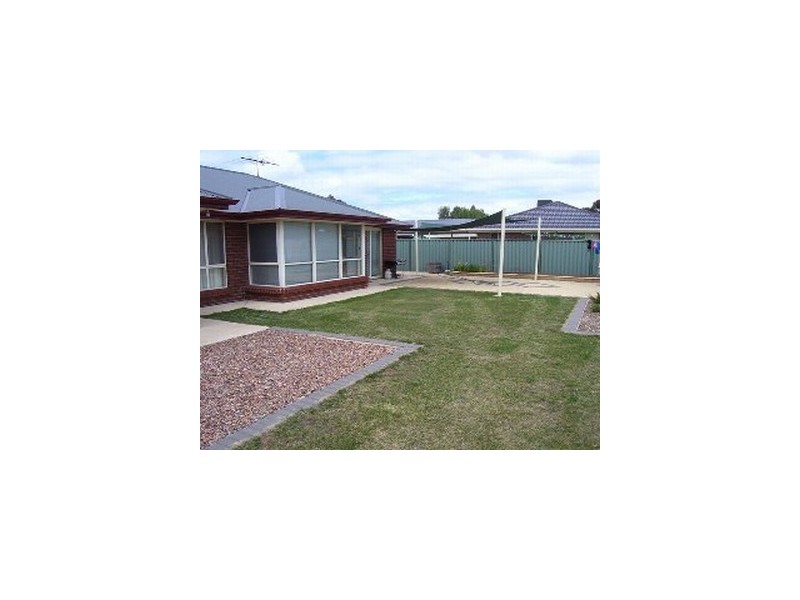 16 Golden Way, Nuriootpa SA 5355