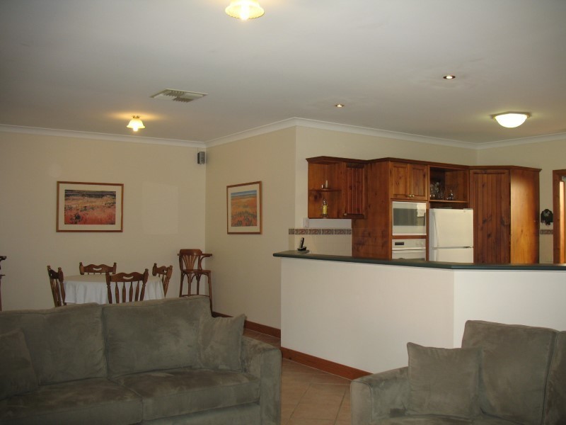 19 Auricht Avenue, Tanunda SA 5352