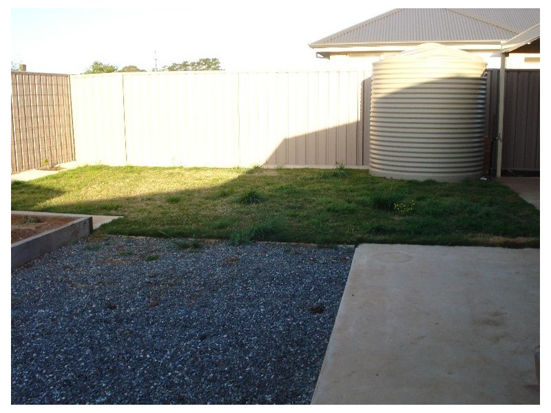 9 Yattarna Crescent, Nuriootpa SA 5355