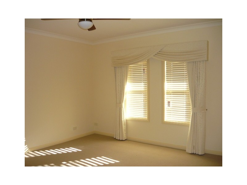 6 Arrawarra Place, Tanunda SA 5352