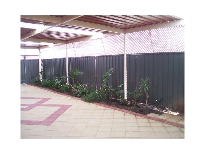 27 Pinot Crescent, Nuriootpa SA 5355