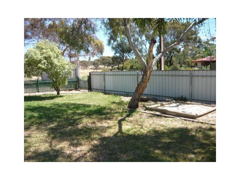 22 James Street West, Truro SA 5356