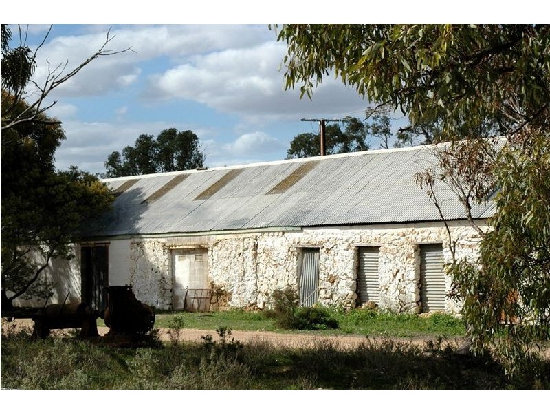 Lot 2 Portee Station “Shearers Quarters”, Blanchetown SA 5357