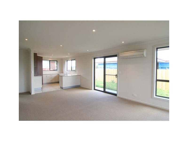 2/139 Wellington Street, Longford TAS 7301