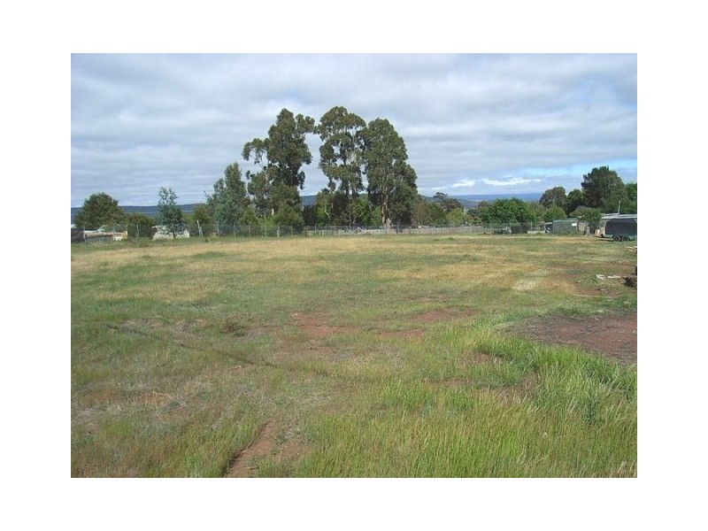 9 Grant Street, Campbell Town TAS 7210