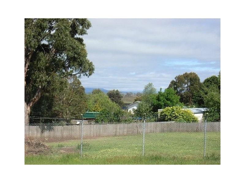 9 Grant Street, Campbell Town TAS 7210