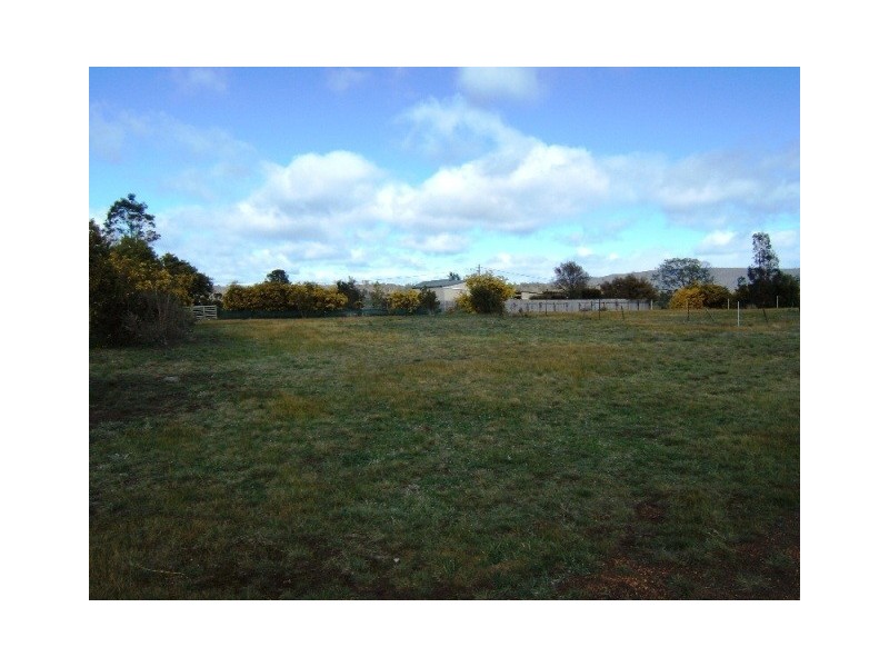 17 New Street, Campbell Town TAS 7210