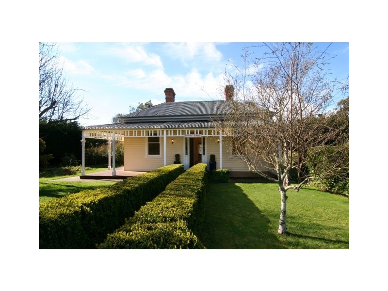 30 Lewis Street, Longford TAS 7301