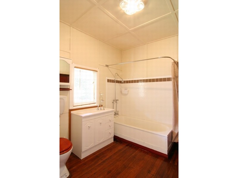 30 Lewis Street, Longford TAS 7301