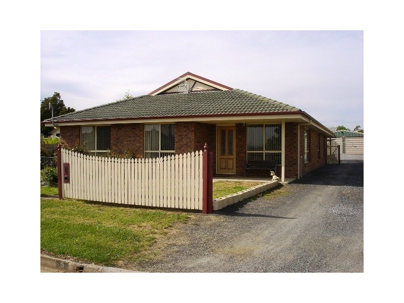 5 Wilson Street, Cressy TAS 7302