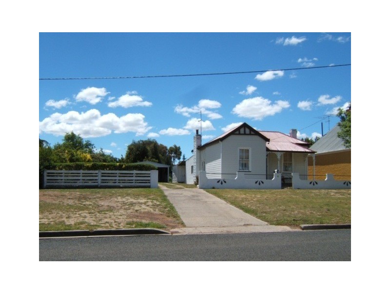 6 Queen Street, Campbell Town TAS 7210