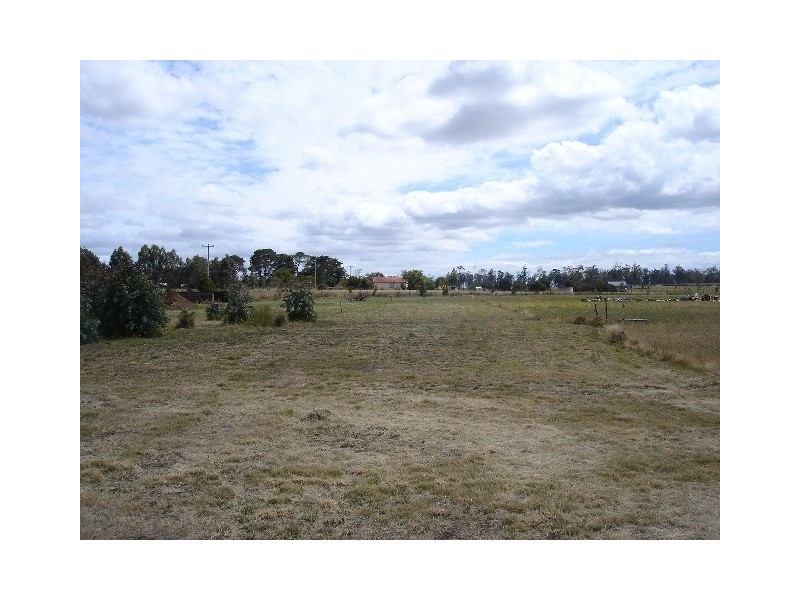 142 Chintah Road, Cressy TAS 7302