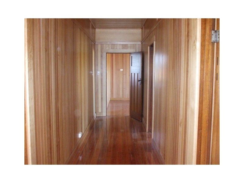 19 Macquarie Street, Cressy TAS 7302