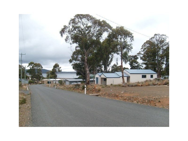 32 Dolerite Crescent, Arthurs Lake TAS 7030