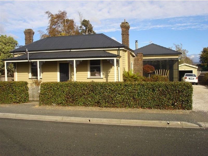 5 Church Street, Cressy TAS 7302