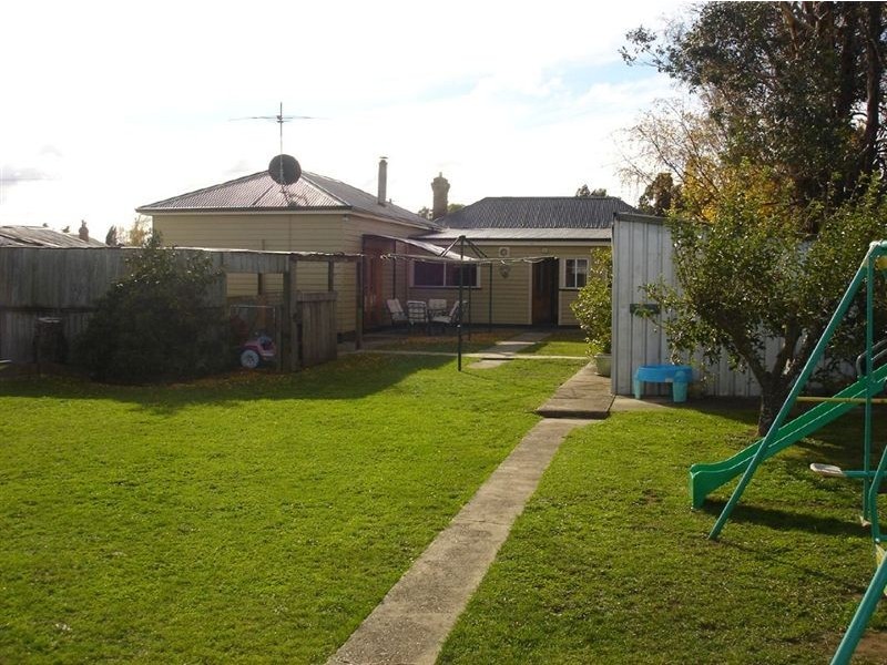 5 Church Street, Cressy TAS 7302