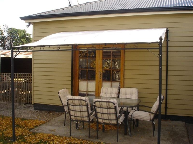 5 Church Street, Cressy TAS 7302