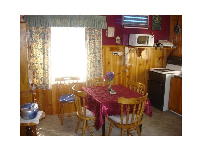 7 Main Street, Cressy TAS 7302