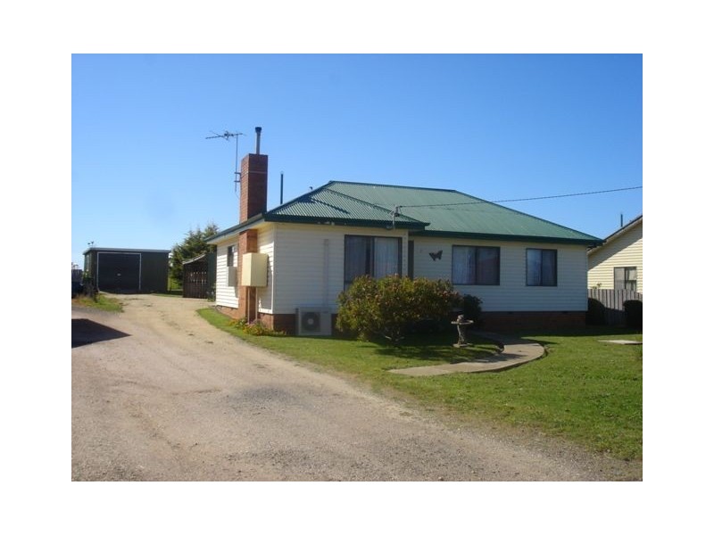 7 Main Street, Cressy TAS 7302