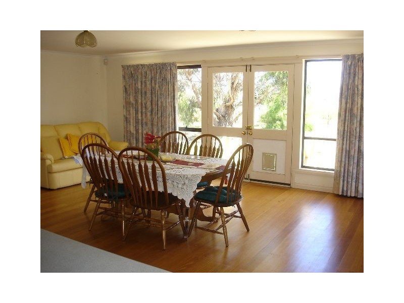 2 Waterloo Street, Ross TAS 7209