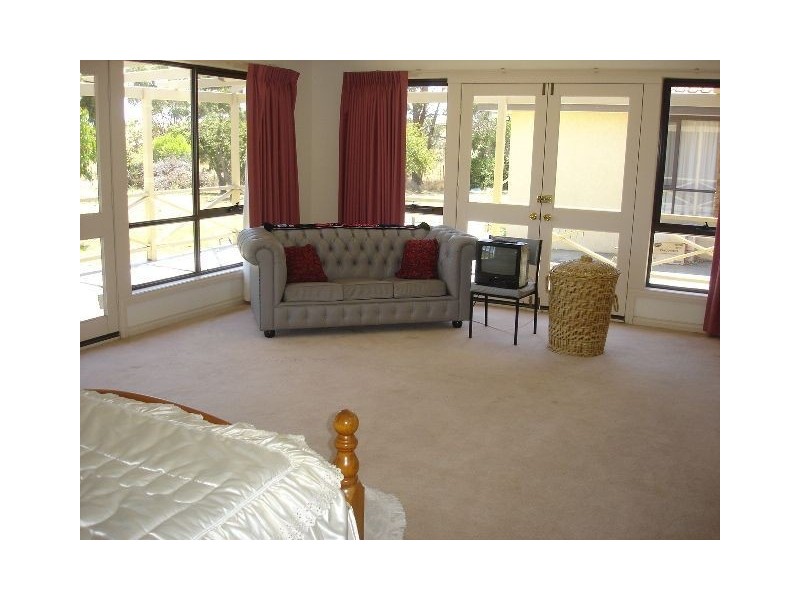 2 Waterloo Street, Ross TAS 7209