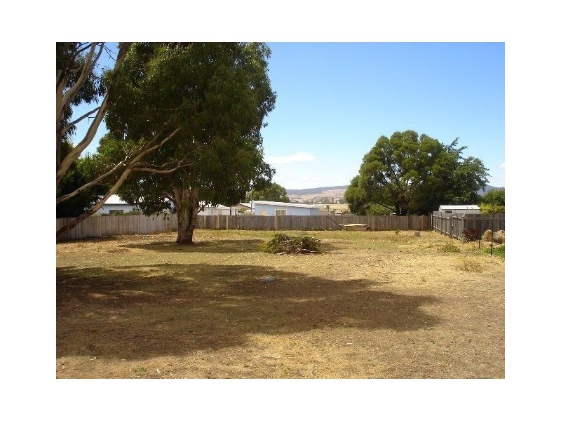 12 Leake Street, Campbell Town TAS 7210