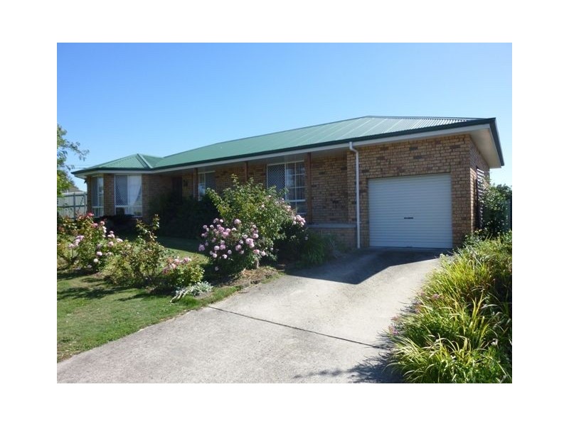 14 Swan Avenue, Longford TAS 7301
