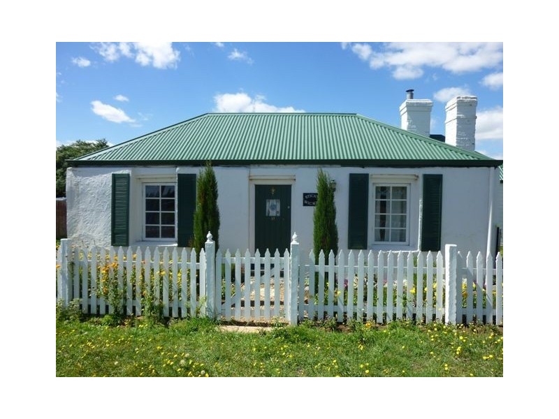 17 Forster Street, Campbell Town TAS 7210
