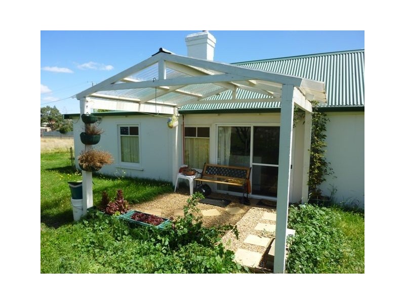 17 Forster Street, Campbell Town TAS 7210