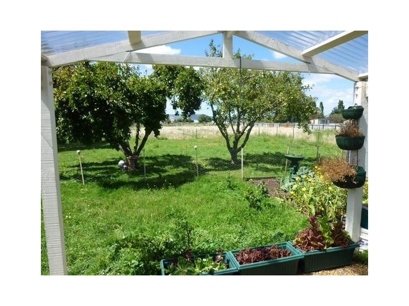 17 Forster Street, Campbell Town TAS 7210