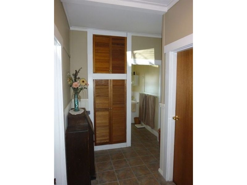 83 Main Street, Cressy TAS 7302