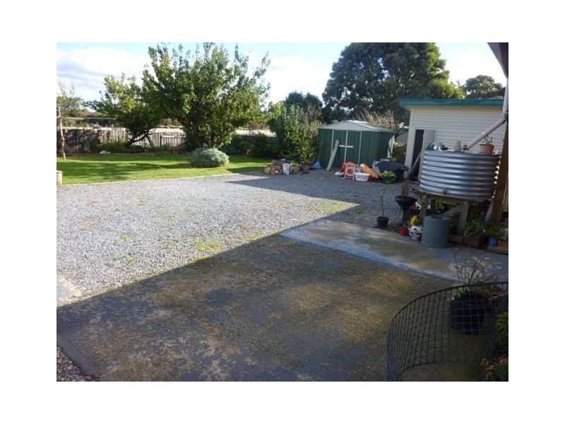28 Pedder Street, Campbell Town TAS 7210