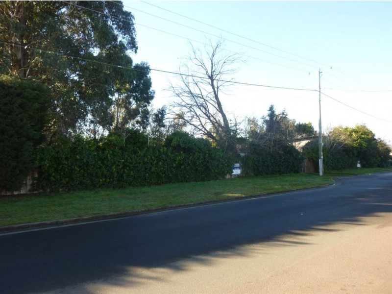 24 Lewis Street, Longford TAS 7301