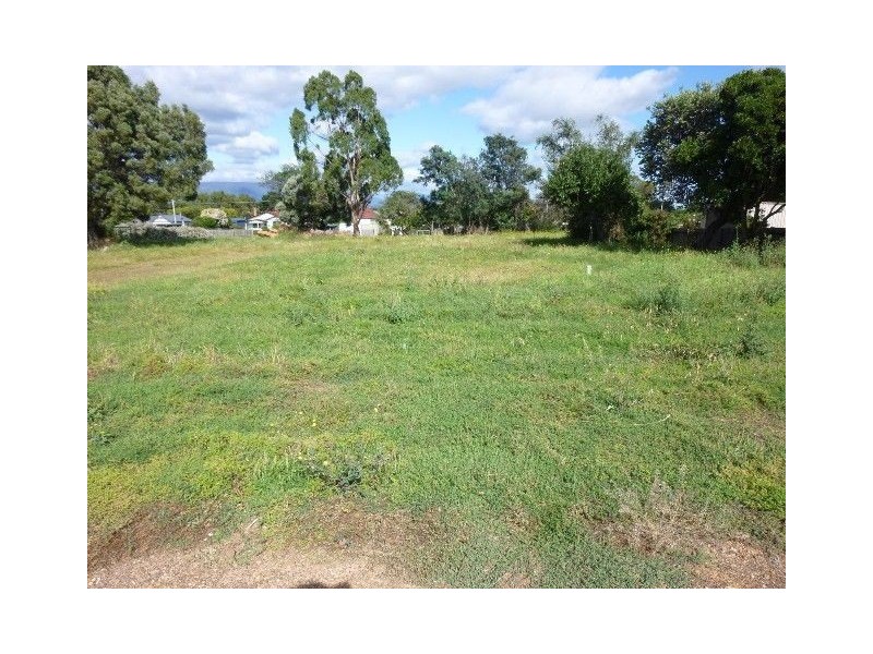 42 Main Street, Cressy TAS 7302