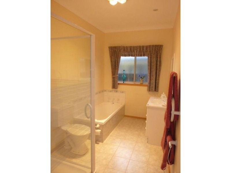 2 Gosling Grove, Longford TAS 7301