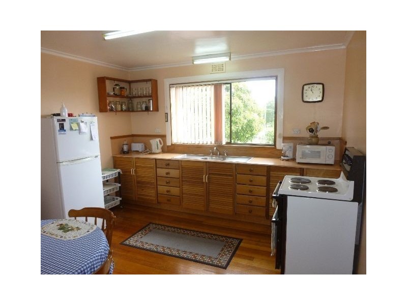 166 Bridge Street, Campbell Town TAS 7210