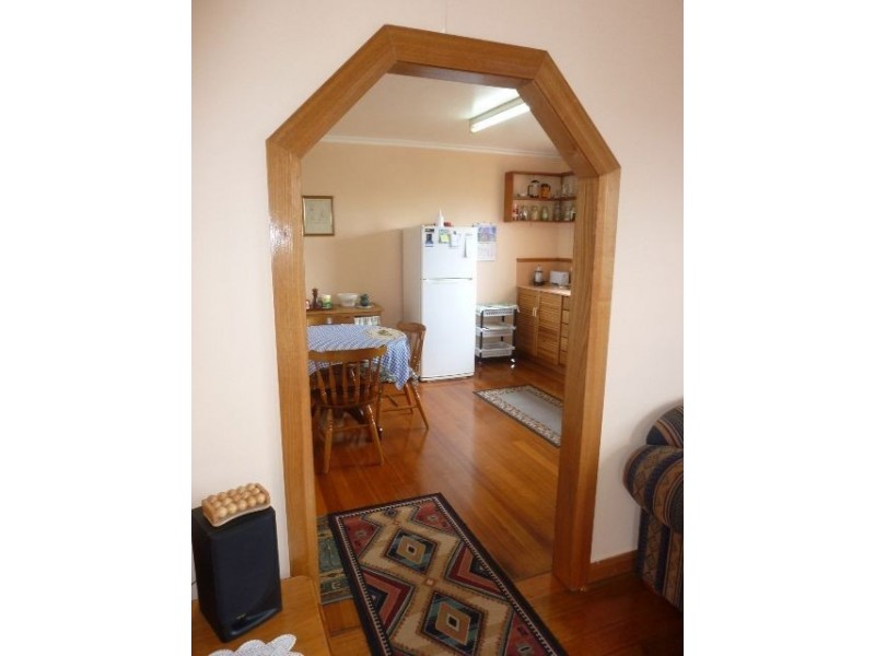 166 Bridge Street, Campbell Town TAS 7210