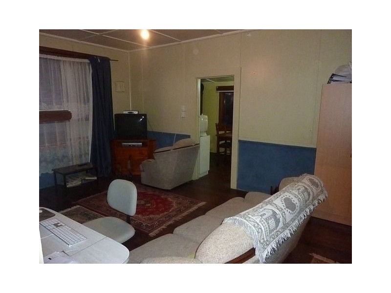 9 Charles Street, Cressy TAS 7302