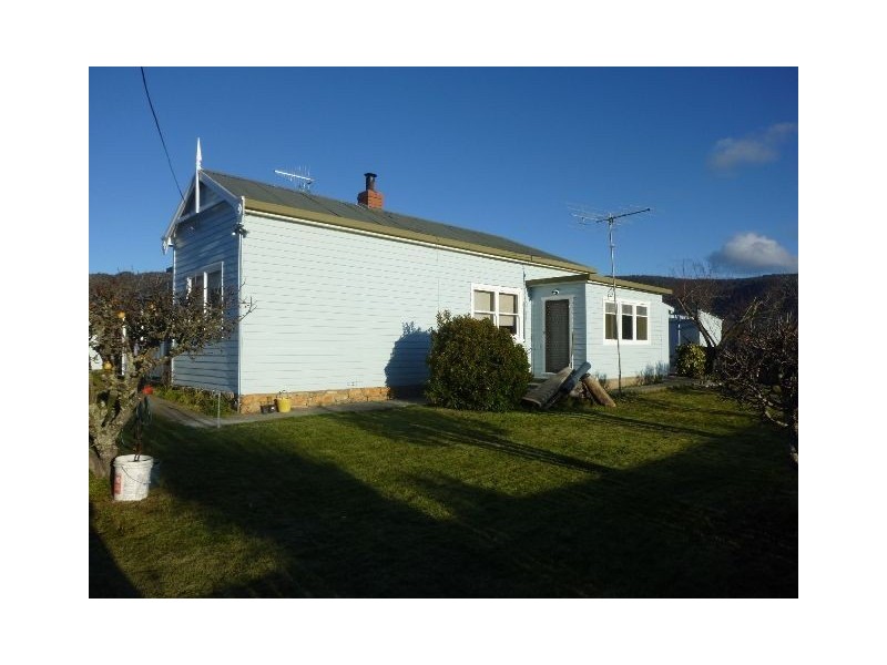 32 Pedder Street, Fingal TAS 7214