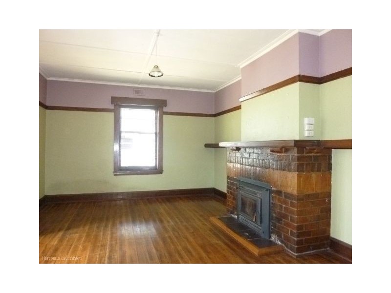 5 Queen Street, Campbell Town TAS 7210