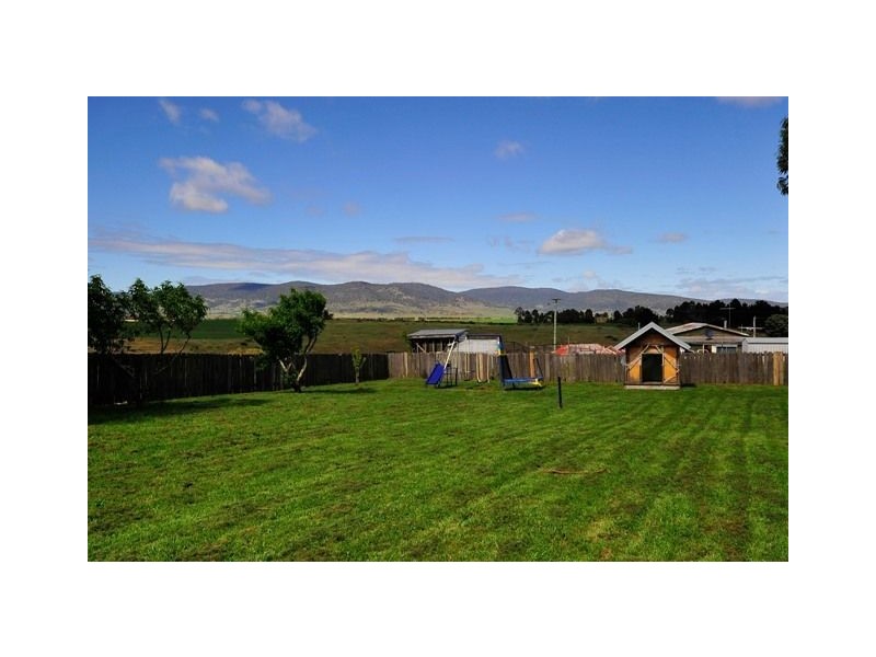 26 Arthur Street, Avoca TAS 7213