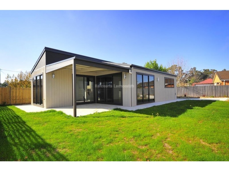 2/8 Banksia Grove, Perth TAS 7300